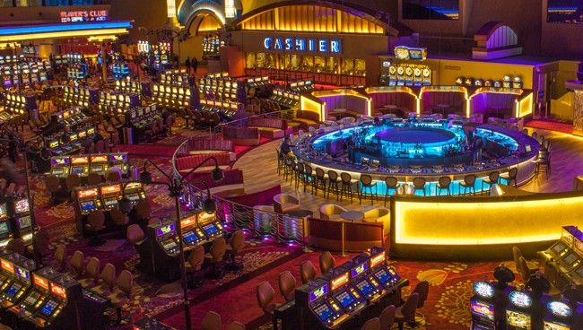BIG GAMING کیسینو میں پوکر گیمز